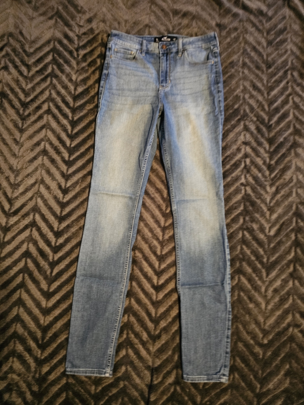 👖✨ Hollister High-Rise Super Skinny Jeans – Size W27 L32 ✨👖